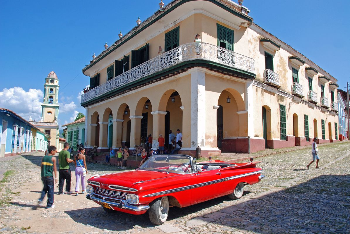 31 Cuba - Trinidad - Plaza Mayor - Palacio Brunet, Museo Romantico